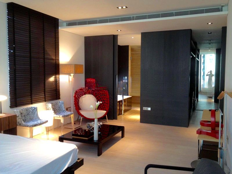 THE MARQ ON PATERSON HILL 4