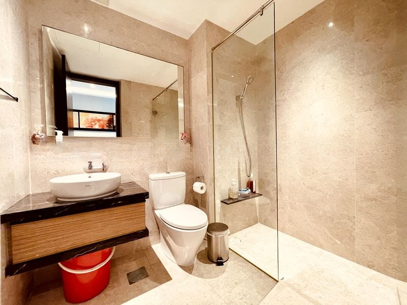 MARINA BAY RESIDENCES 10