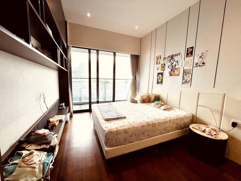 MARINA BAY RESIDENCES 2