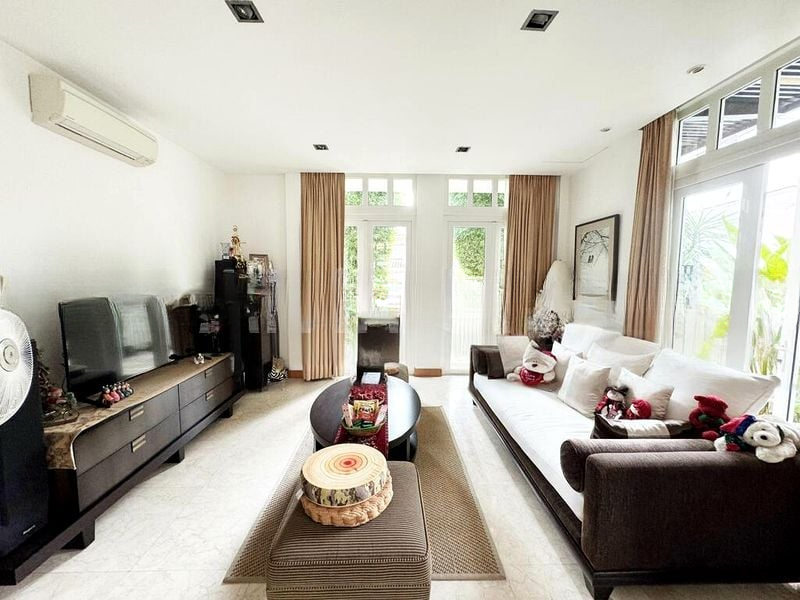THE TOP RESIDENCE 6