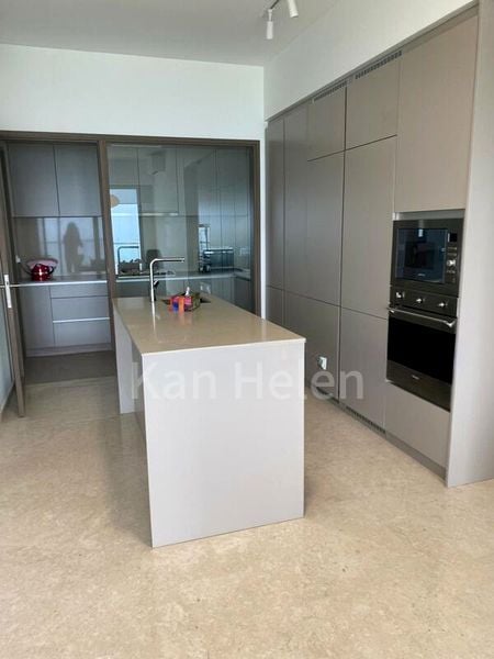 SEASIDE RESIDENCES 8