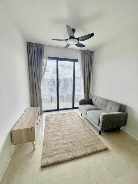 AVENUE SOUTH RESIDENCE 6