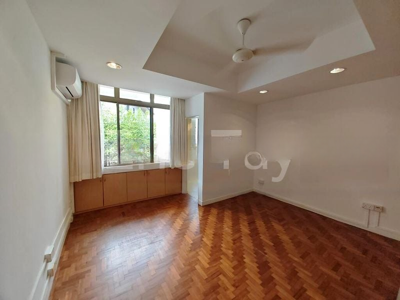 TANGLIN HILL CONDOMINIUM 11