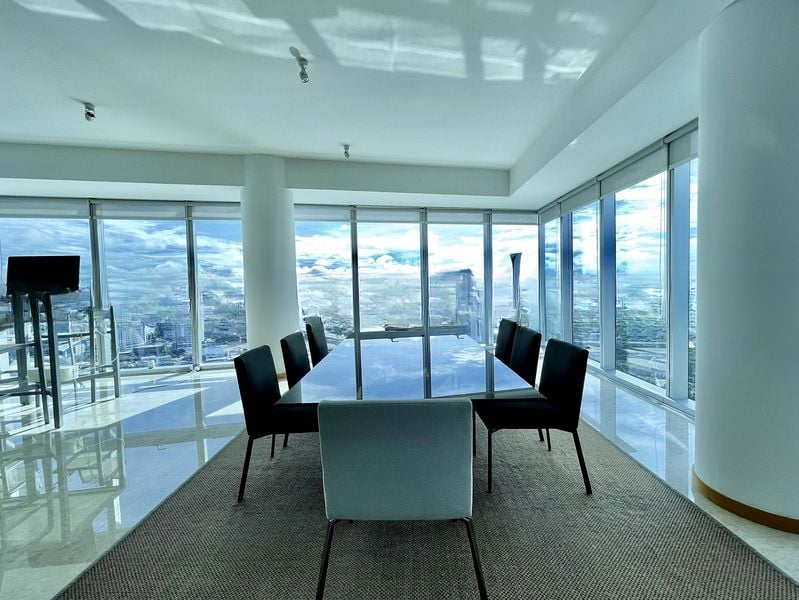 MARINA BAY RESIDENCES 4