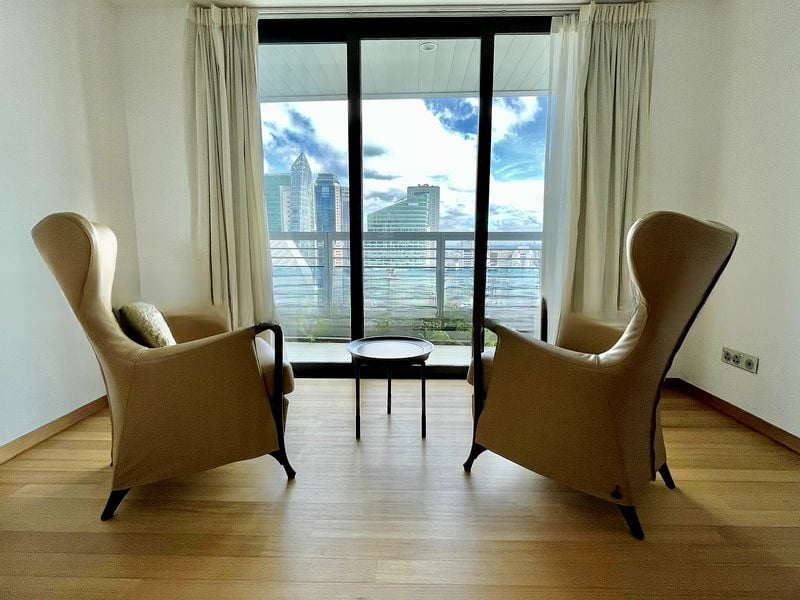 MARINA BAY RESIDENCES 5