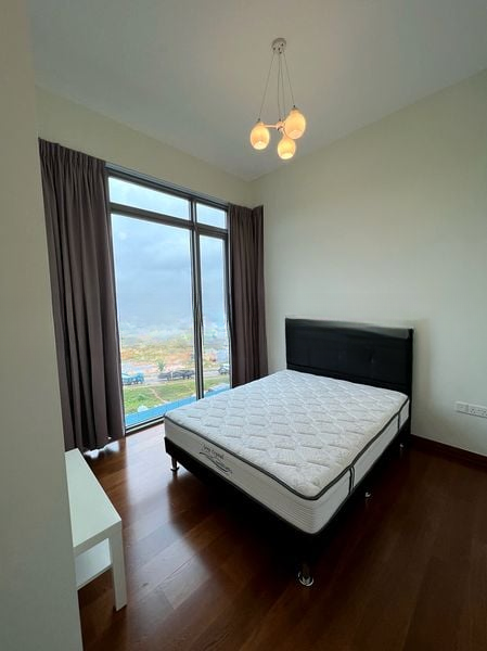 KINGSFORD . HILLVIEW PEAK 4