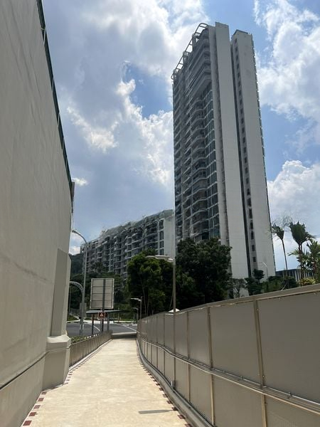 KINGSFORD . HILLVIEW PEAK 5