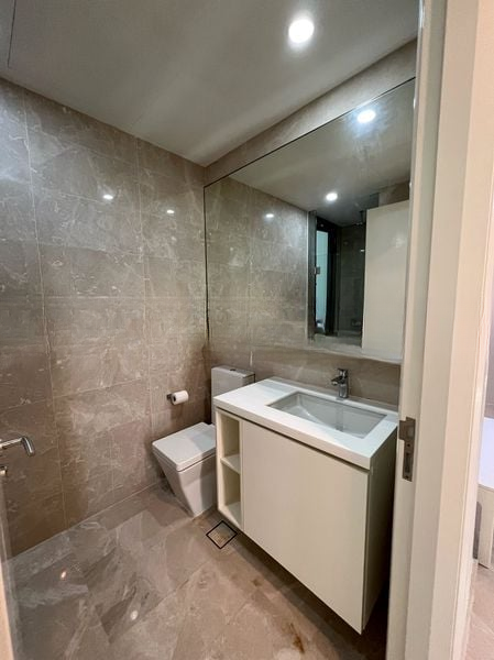 KINGSFORD . HILLVIEW PEAK 14