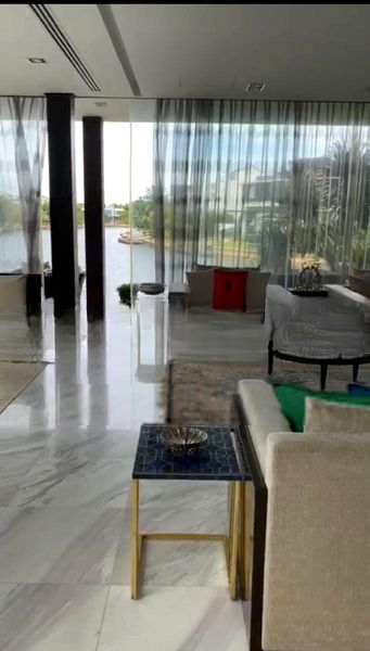 THE VILLAS @ SENTOSA COVE 6