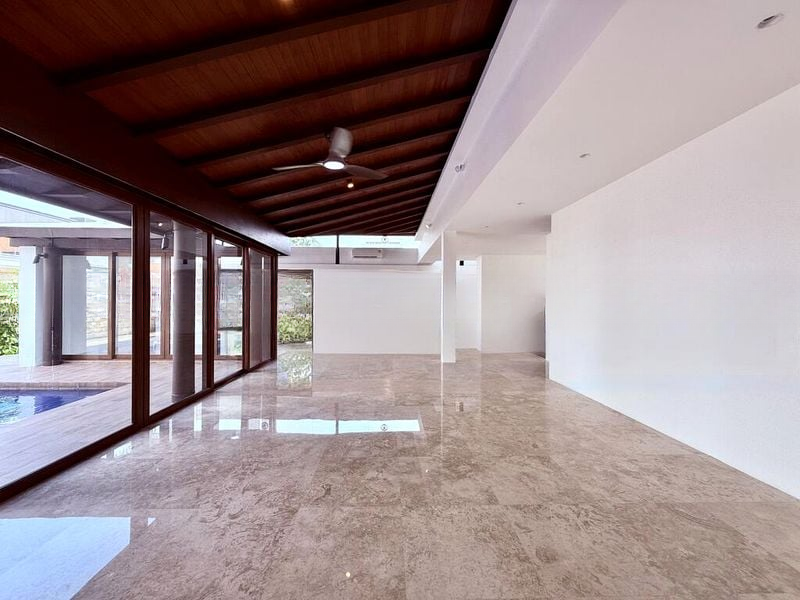 DAKOTA RESIDENCES 10