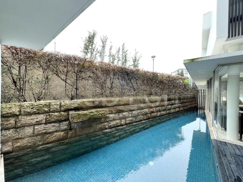THE RESIDENCES AT BARKER 15