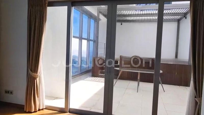 MARINA BAY RESIDENCES 9