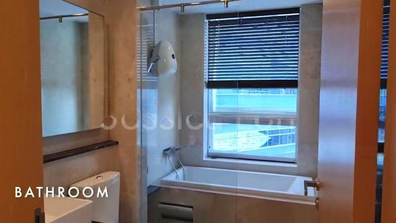 MARINA BAY RESIDENCES 4