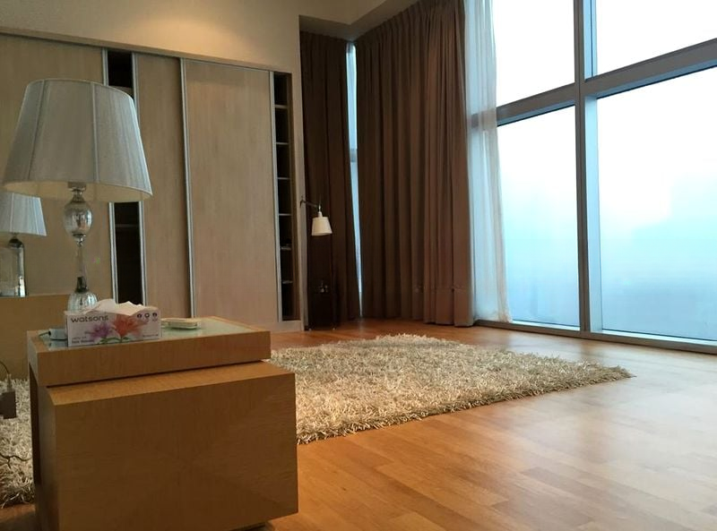 MARINA BAY RESIDENCES 5