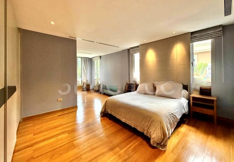 HOLLAND GREEN 5