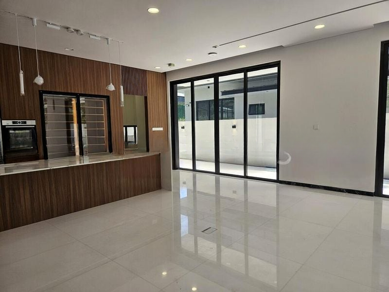 SELETAR HILLS ESTATE 12