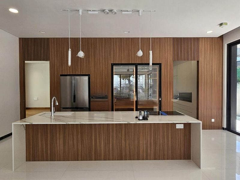 SELETAR HILLS ESTATE 13