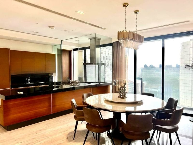 REIGNWOOD HAMILTON SCOTTS 7