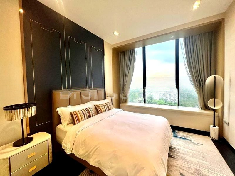 REIGNWOOD HAMILTON SCOTTS 13