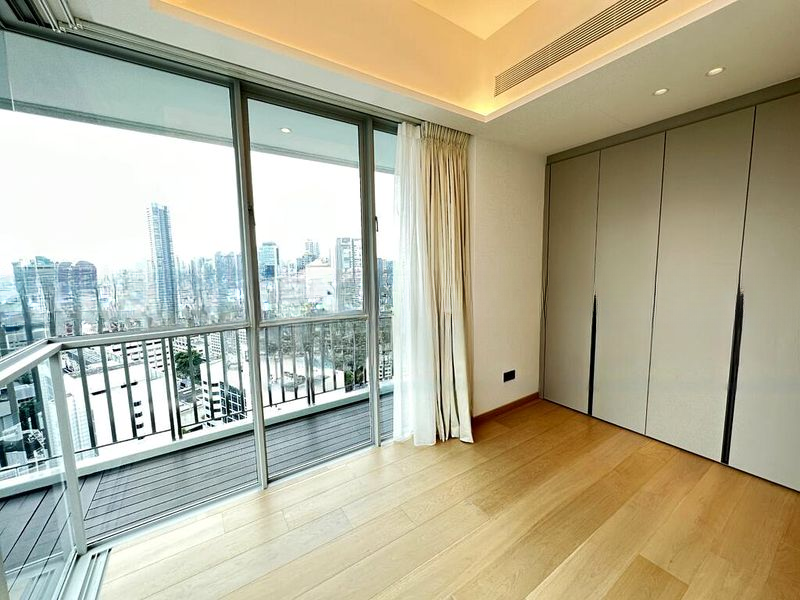 TANGLIN HILL CONDOMINIUM 4