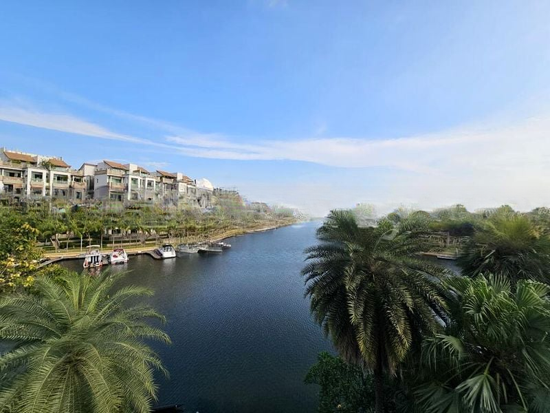 THE REEF AT KING'S DOCK 8