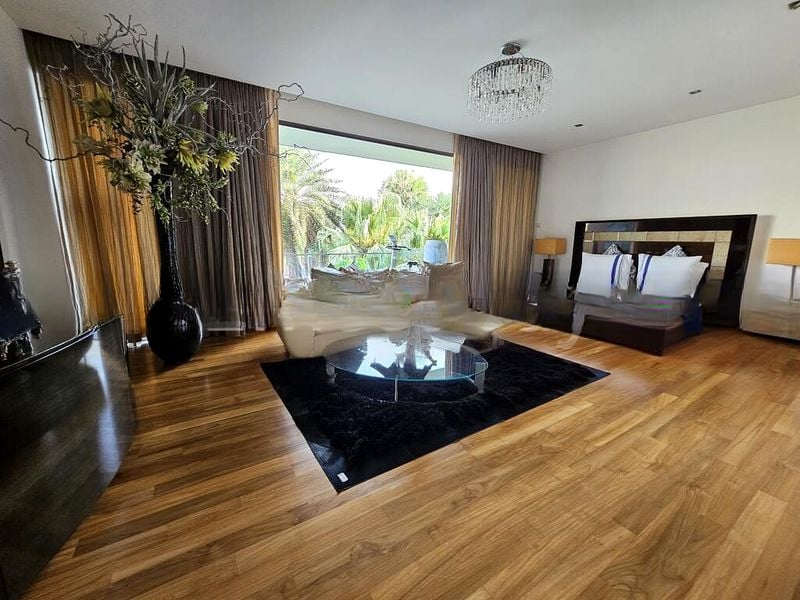 THE REEF AT KING'S DOCK 5