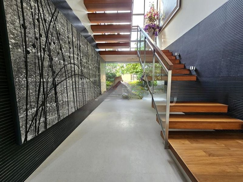 THE REEF AT KING'S DOCK 2