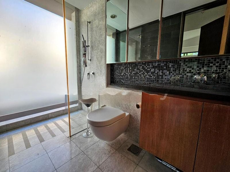 THE REEF AT KING'S DOCK 15