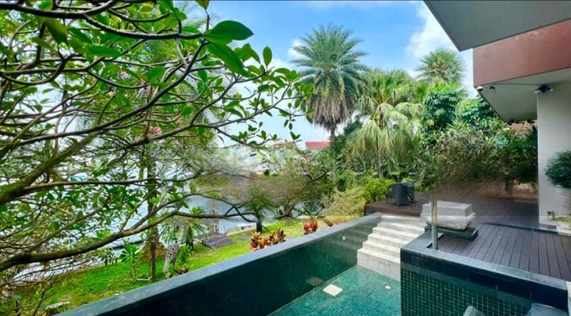 THE REEF AT KING'S DOCK 6