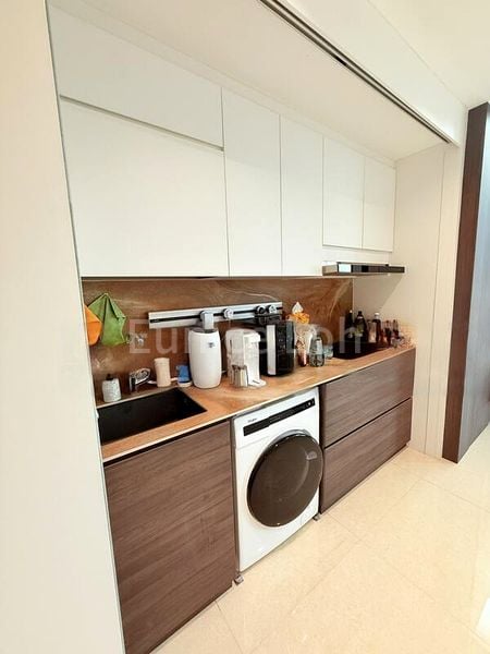 KINGSFORD WATERBAY 8