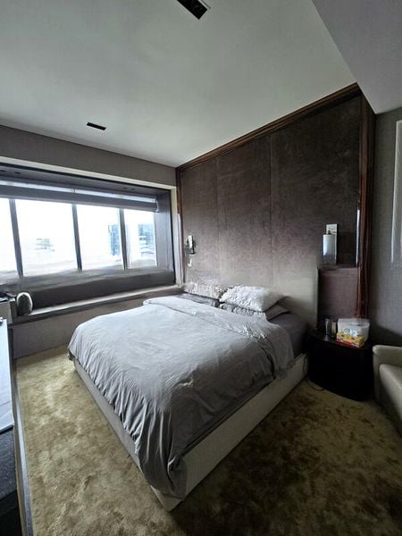 TWENTYONE ANGULLIA PARK 10