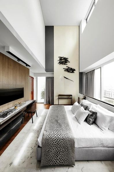 SKYLINE @ ORCHARD BOULEVARD 9