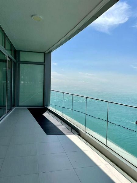 THE OCEANFRONT @ SENTOSA COVE 2