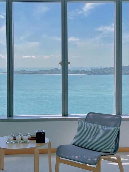 THE OCEANFRONT @ SENTOSA COVE 5