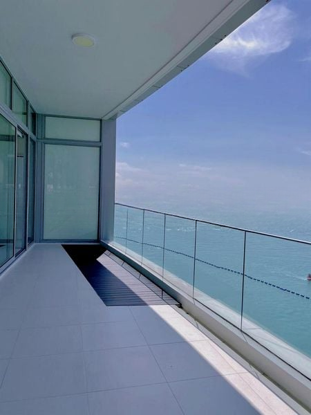 THE OCEANFRONT @ SENTOSA COVE 4