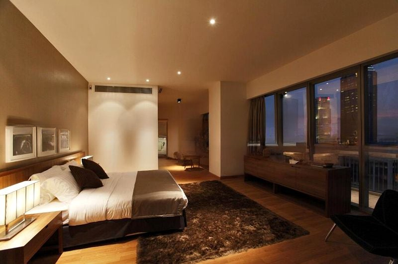 MARINA BAY SUITES 10