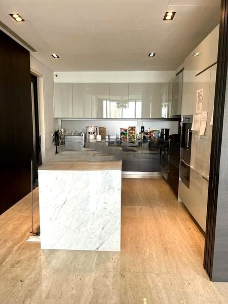 THE MARQ ON PATERSON HILL 4