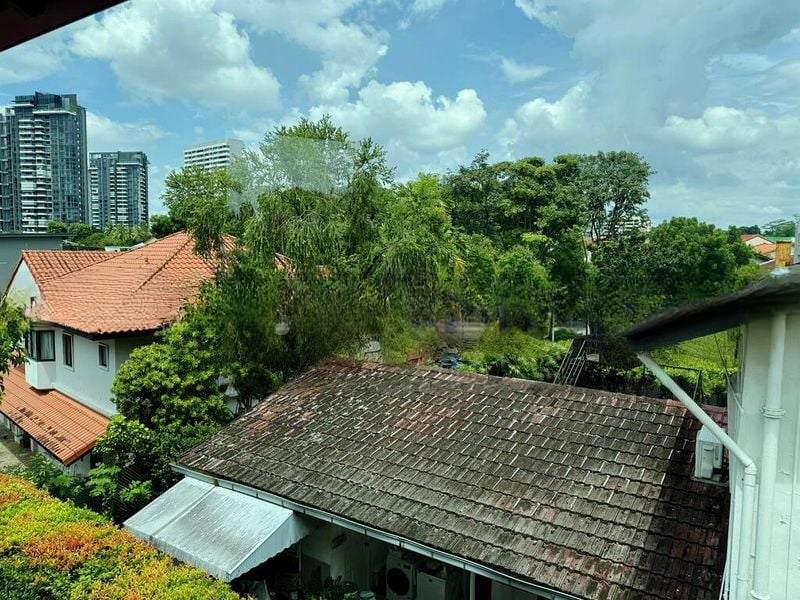 HOLLAND GROVE 1
