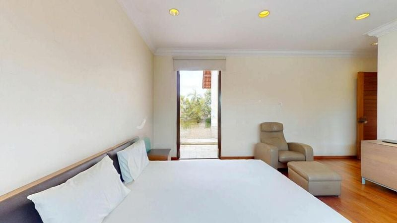 HOLLAND GROVE 7