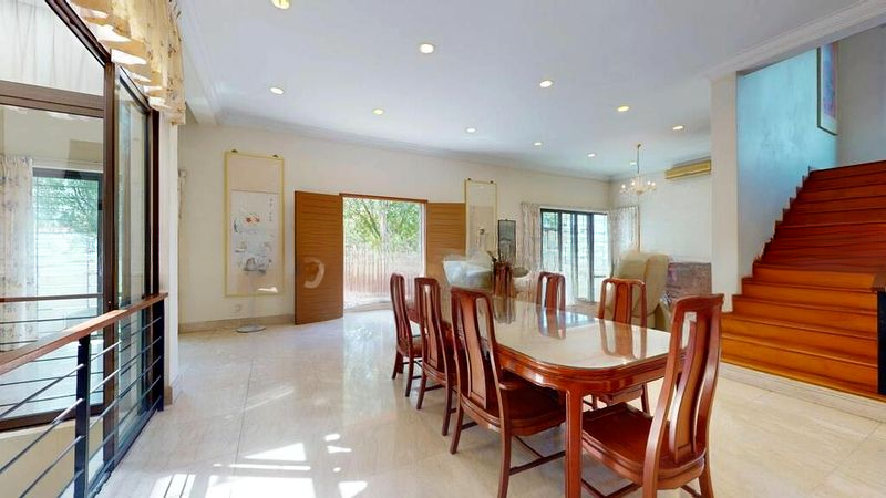 HOLLAND GROVE 15