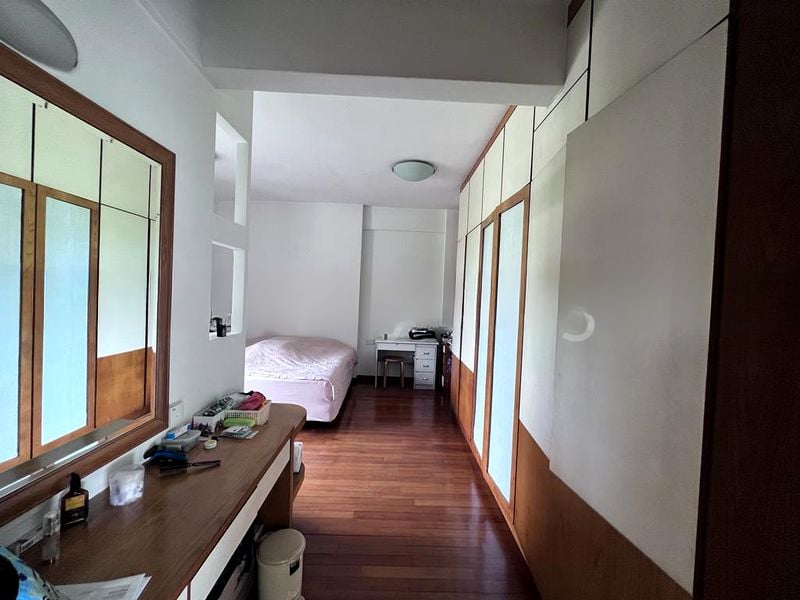 FAR HORIZON GARDENS 6