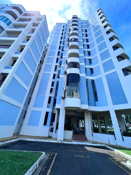 FAR HORIZON GARDENS 9