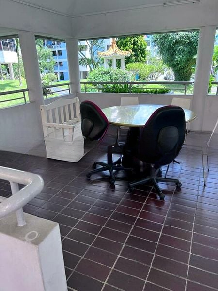 FAR HORIZON GARDENS 13