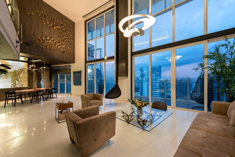 ST THOMAS SUITES 1