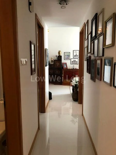 THE PIER AT ROBERTSON 4