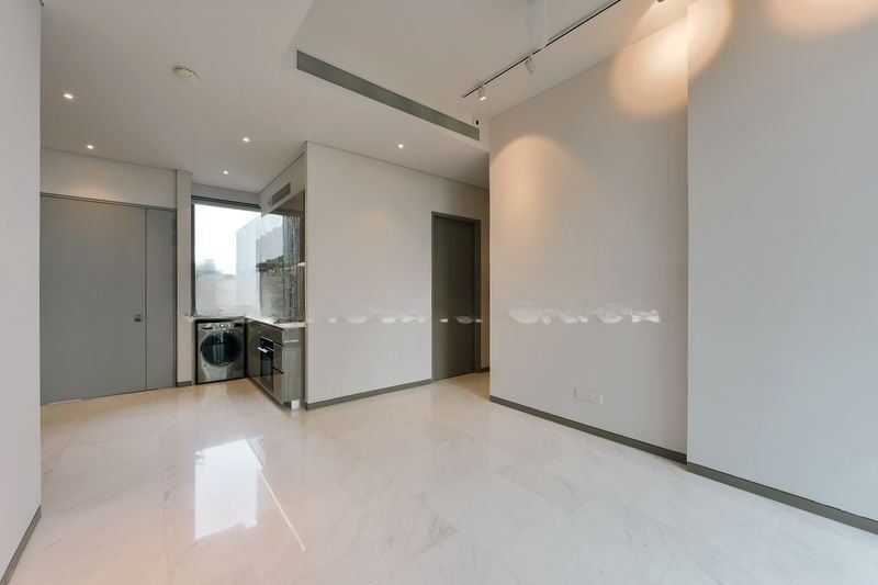 ROBIN RESIDENCES 2