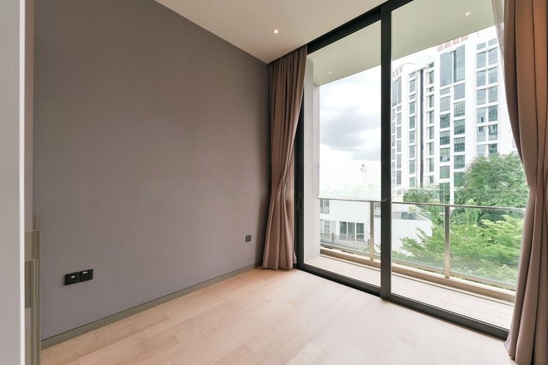 ROBIN RESIDENCES 6