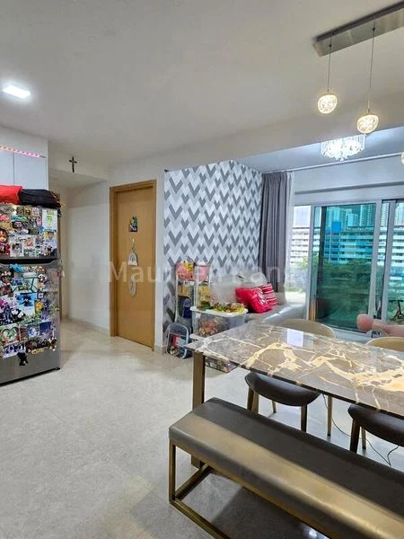 EIGHT RIVERSUITES 11