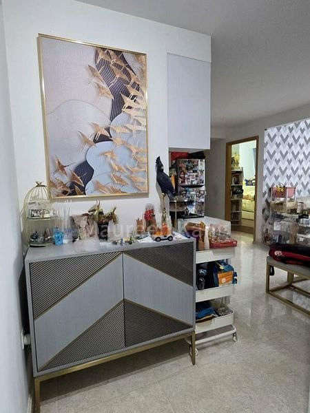 EIGHT RIVERSUITES 14