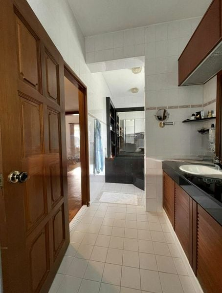 CHANCERY GROVE 11
